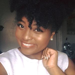 Meet your Posher, Shara